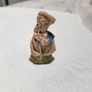 Vintage Wade England Red Rose Tea Ceramic Figure " Little Bo-Peep" GUC